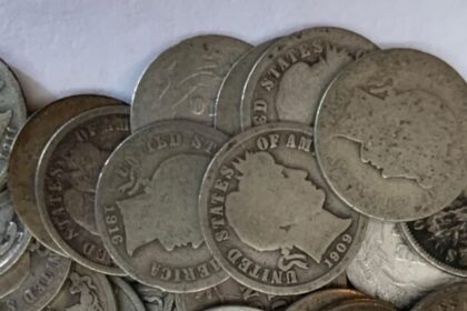 10 Franklin Half Dollar Worth Hunting in Your Spare Change